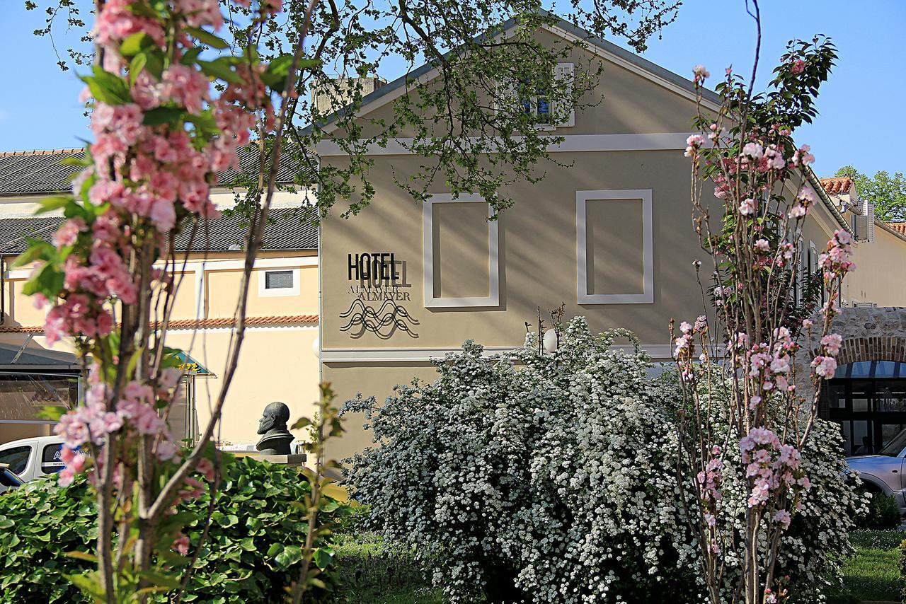 Almayer Art & Heritage Adults Only Hotel And Dependance Rooms Zadar Exterior photo